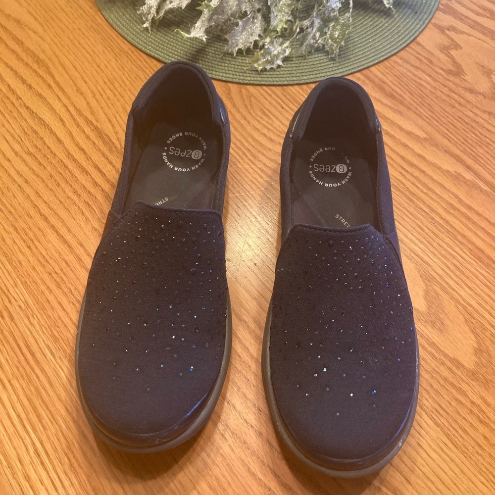 Bzees Womens Shoes 8.5
